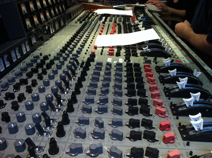 New Golden Earring album recordings London - EMI mixer table - picture Jan Rooymans